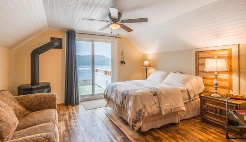 Double Room with Mountain View