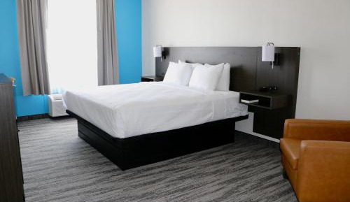 King Room - Accessible/Non-Smoking