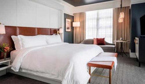 Grand Deluxe King, Corner room
