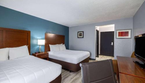 Double Room with Two Double Beds - Non-Smoking