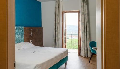 Suite with View - Annex