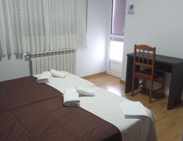 Twin Room with Private Bathroom