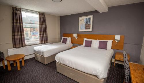 Triple Room