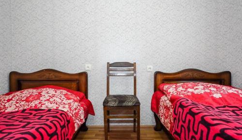 Standard Twin Room with Garden View
