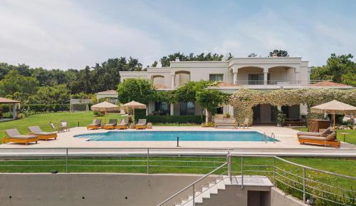 Deluxe Villa