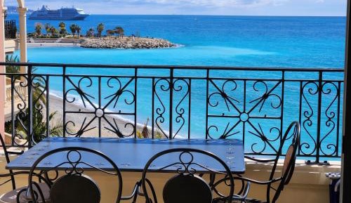 Studio Apartment with Sea View