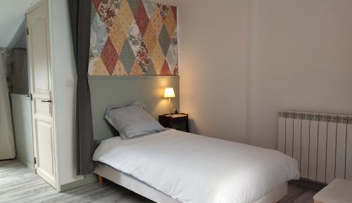 Triple Room with Private Bathroom