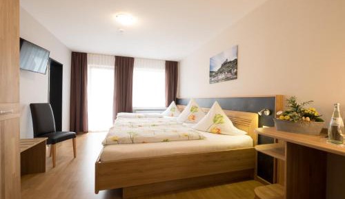 Classic Double Room with Balcony