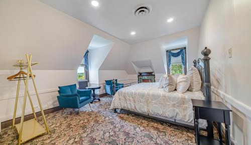 King Suite