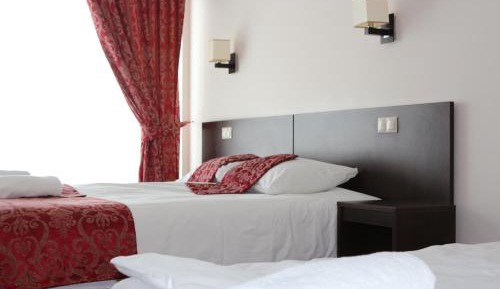 Basic Triple Room