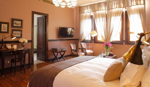 Suite Room