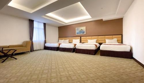 Premium Quadruple Room