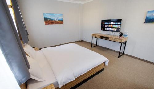 Deluxe Double Room with Bath