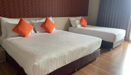 Deluxe Triple Room