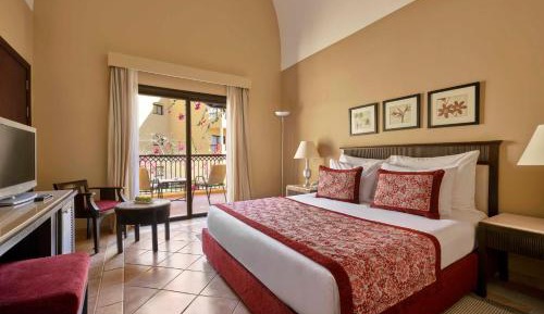 Superior, Queen or Twin Bed, Garden View
