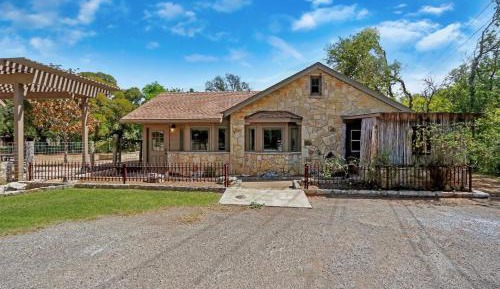 Two-Bedroom Holiday Home