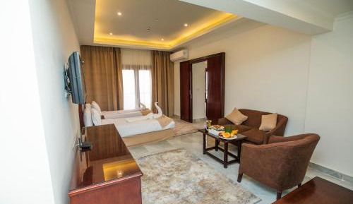 Renovated Executive Suite Montaza & Partial sea view