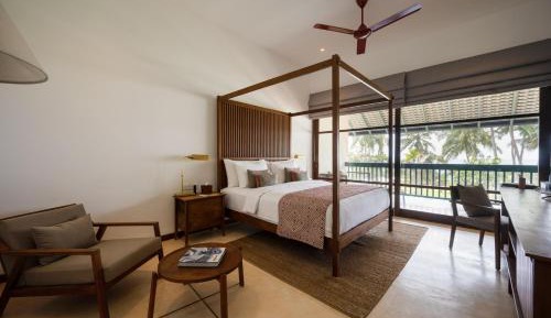 Ocean Room 