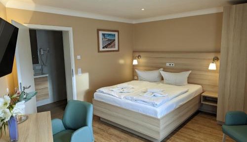 Double Room with Balcony or Terrace (no Pets)
