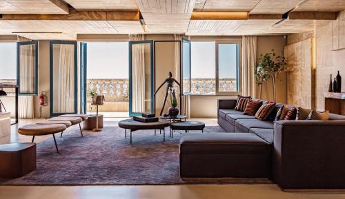 Presidential Suite