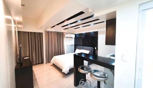 Boutique rooms unit 1919