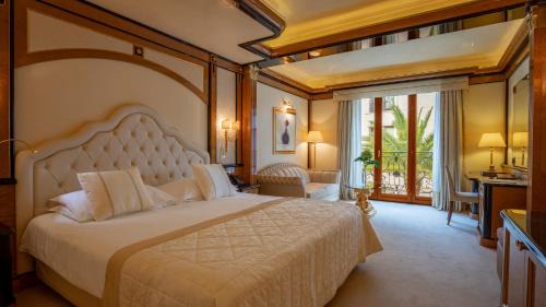 Junior Suite with Park View
