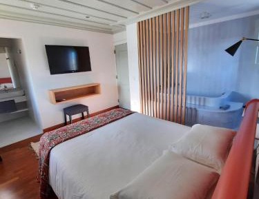 Double Room with Spa Bath