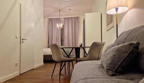 Junior Suite with Street View