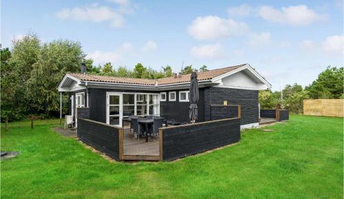 Four-Bedroom Holiday Home