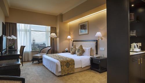 Standard Queen Room