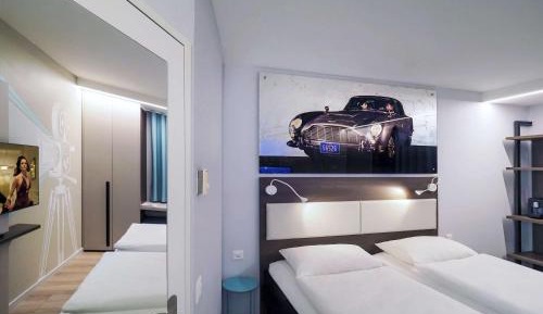 Cinema Twin Room