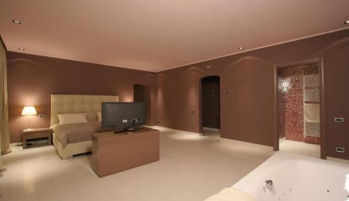Suite with Spa Bath