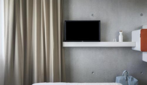 Classic Room with Mountain View