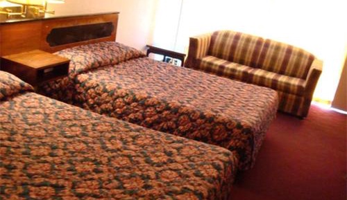 Double Room with Two Double Beds - Non-Smoking