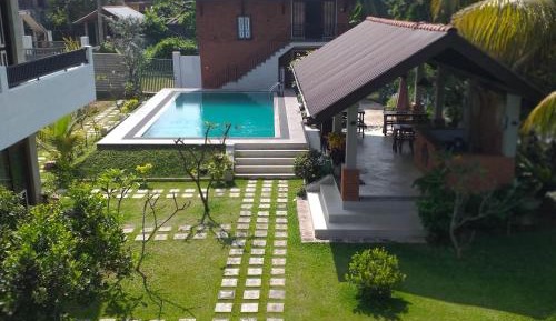 Deluxe Twin Room with Garden & Canal View