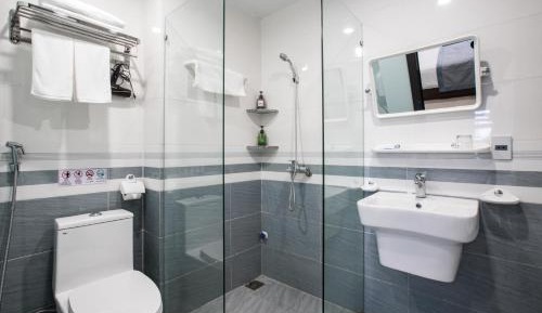 Triple Room with City View