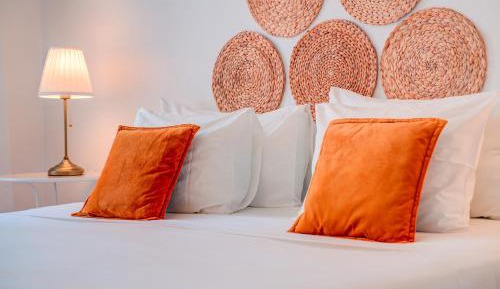 Standard Double or Twin Room with Shared Bathroom