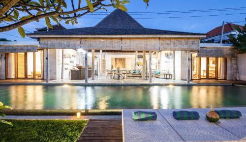 Villa with Private Pool