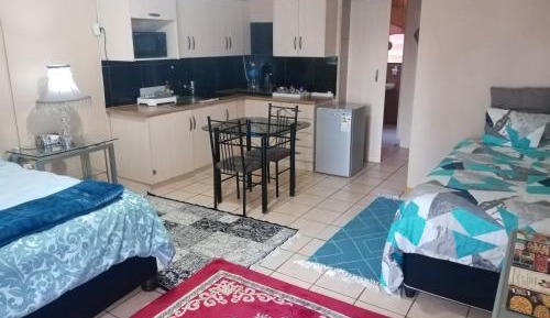 Queen Room - Disability Access