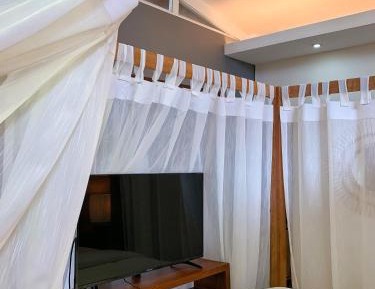 Deluxe Double Room (2 Adults + 1 Child)