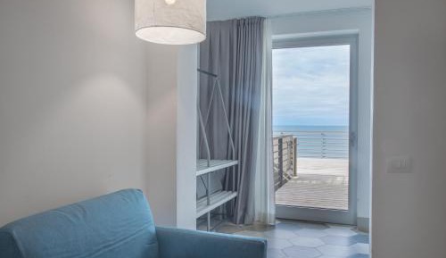 Triple Room with Sea View