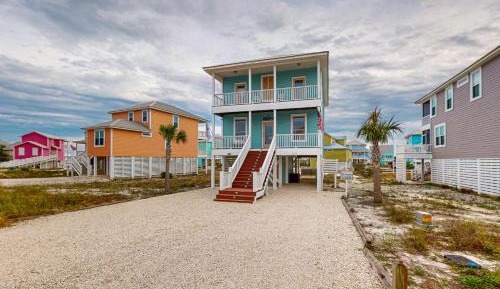 Four bedroom holiday home 