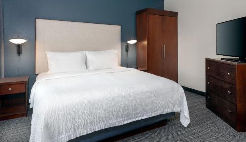 King Room with Sofa Bed
