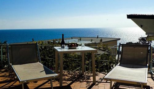 Two-Bedroom Apartment with Terrace and Sea View
