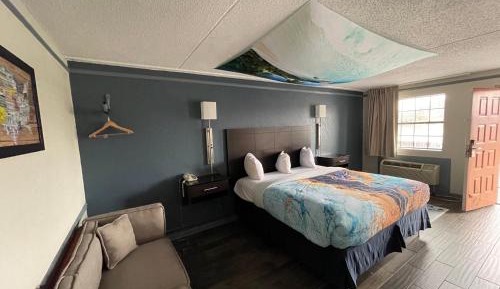 Classic Quadruple Room