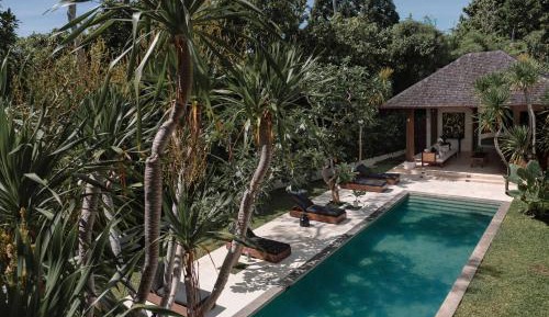 3BR Luxury Villa | 10 min Walk to Beach, Chef on Request, Media Room
