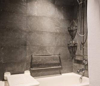 Guest Room, 1 King