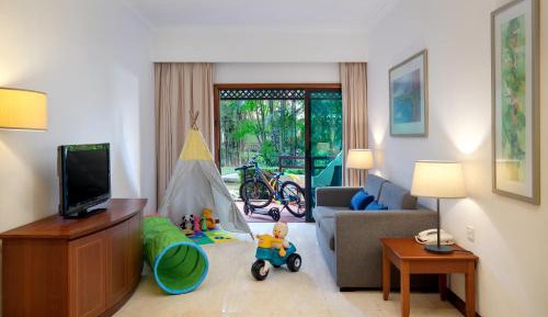 Two-Bedroom Suite - Kids Theme