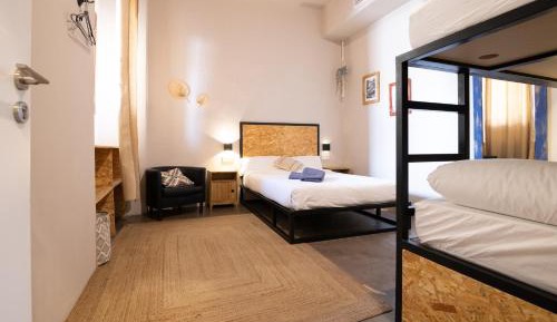 Quadruple Room with Shared Bathroom