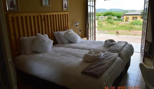 Twin Room with Private Bathroom